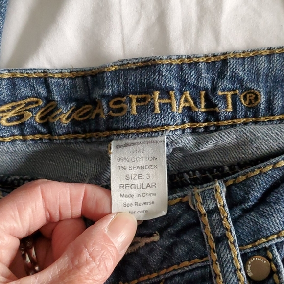 Boot Cut Jeans - Picture 4 of 7